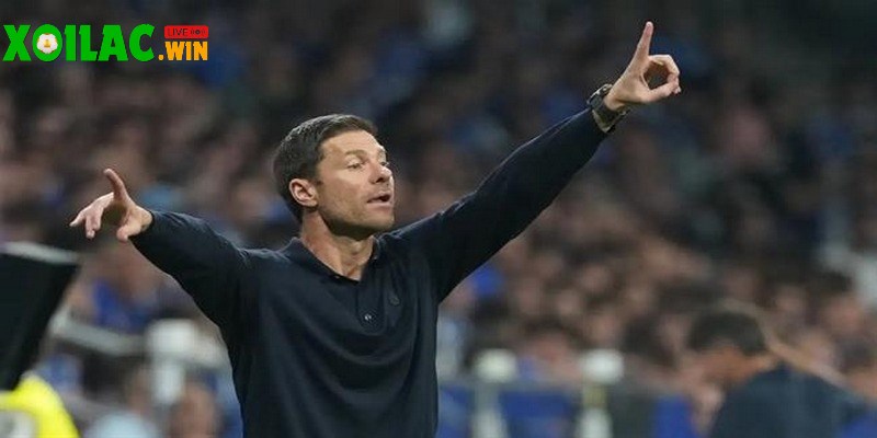 HLV Xabi Alonso dành lời khen đặc biệt cho Rodrygo và Franco Mastantuono 1 Xabi Alonso đã thể hiện sự tin tưởng mạnh mẽ vào hai chân sút nổi bật